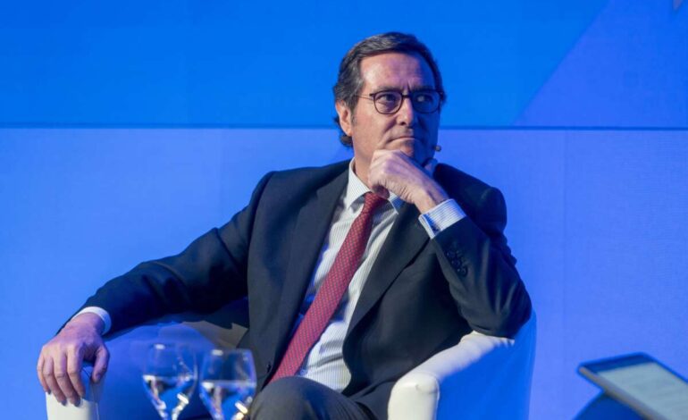 El corruptor es el que tiene el poder