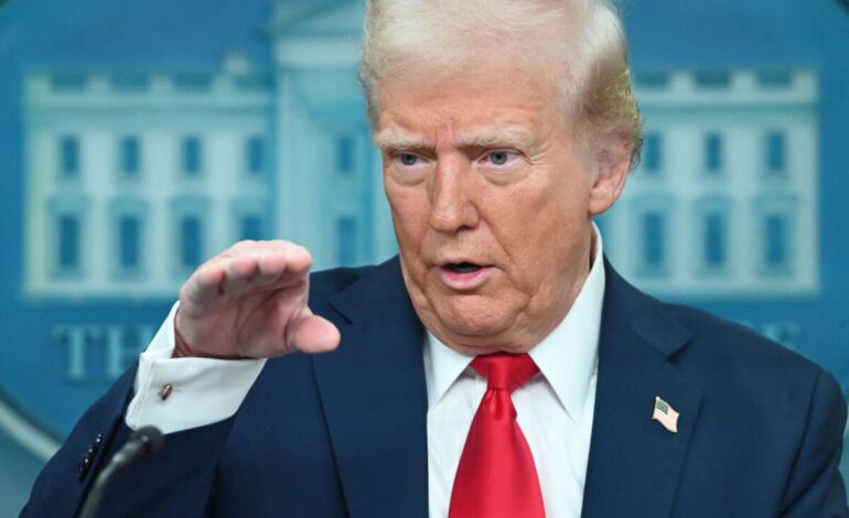 La enfermedad de Donald Trump: «moratones y piernas hinchadas»