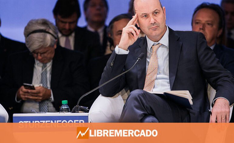 Sturzenegger, ministro estrella de Milei, corona su gran obra