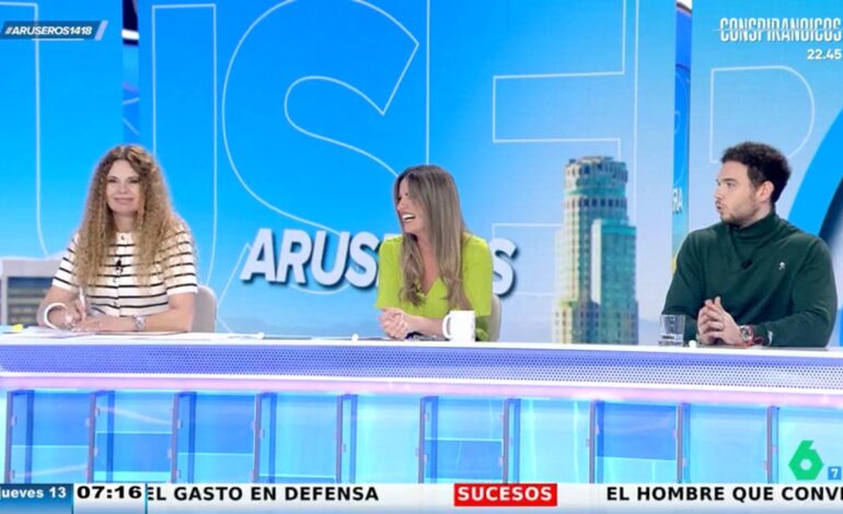 La 'pullita' de Hans Arús a su madre, Angie Cárdenas, con "la regla de las 72 horas" para ahorrar: "Escucha, que esto te interesa"