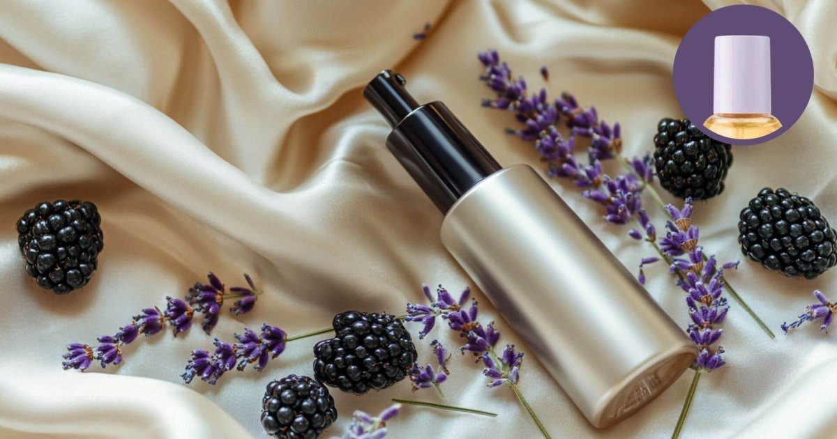 el producto de belleza que más he usado durante la ola de calor es un spray de pelo con una fragancia duradera y altamente adictiva