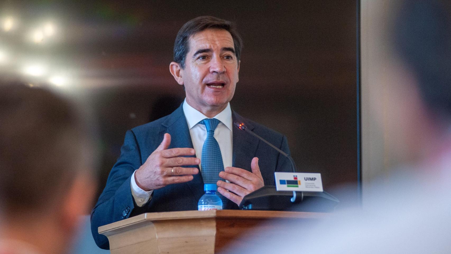 BBVA eleva los riesgos de la opa a Sabadell tras el bloqueo del Gobierno y la venta de TSB y se reserva la opción de retirarla