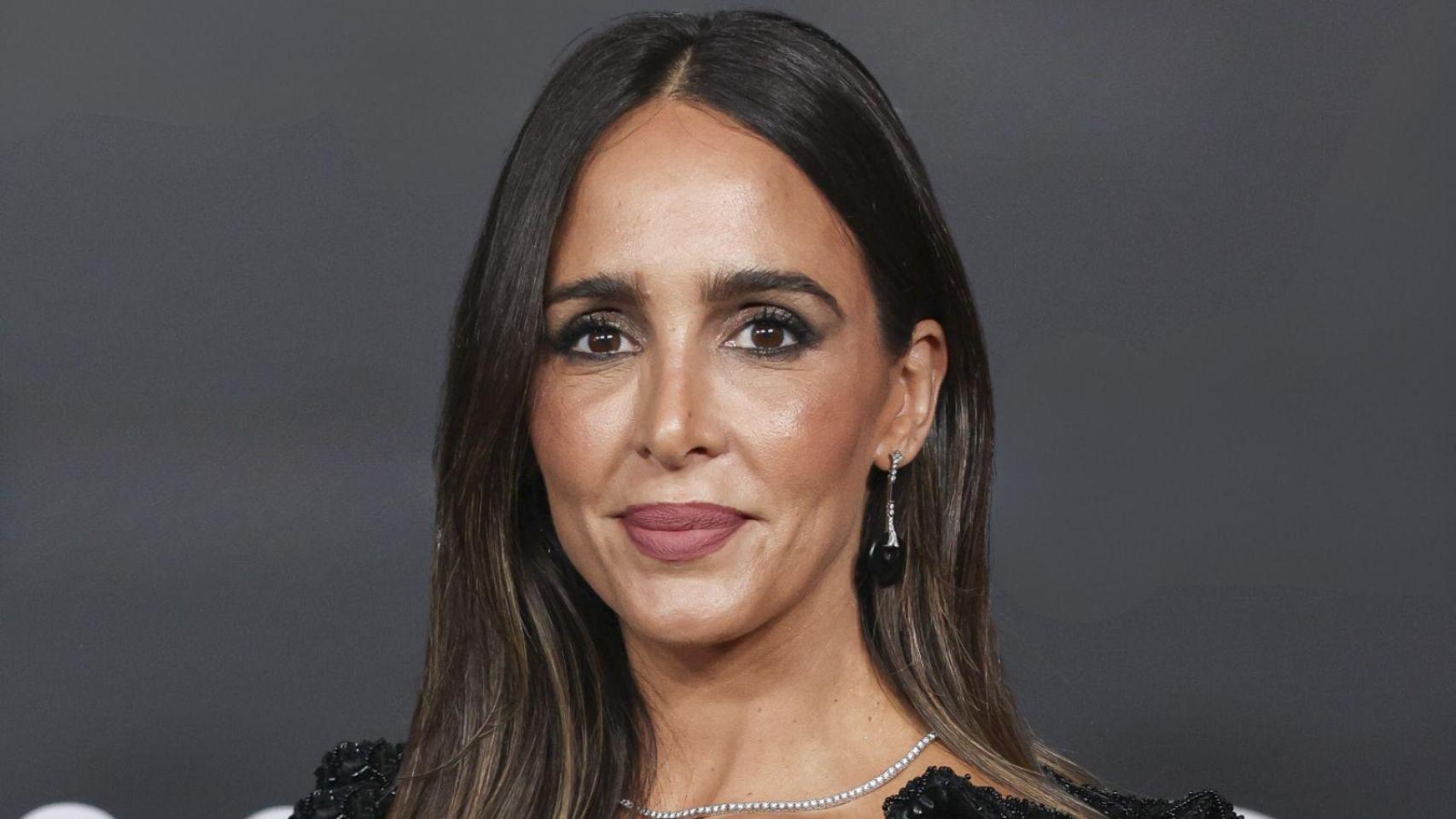 Rocío Osorno tiene el vestido de punto de Massimo Dutti (y de algodón reciclado) ideal para este verano