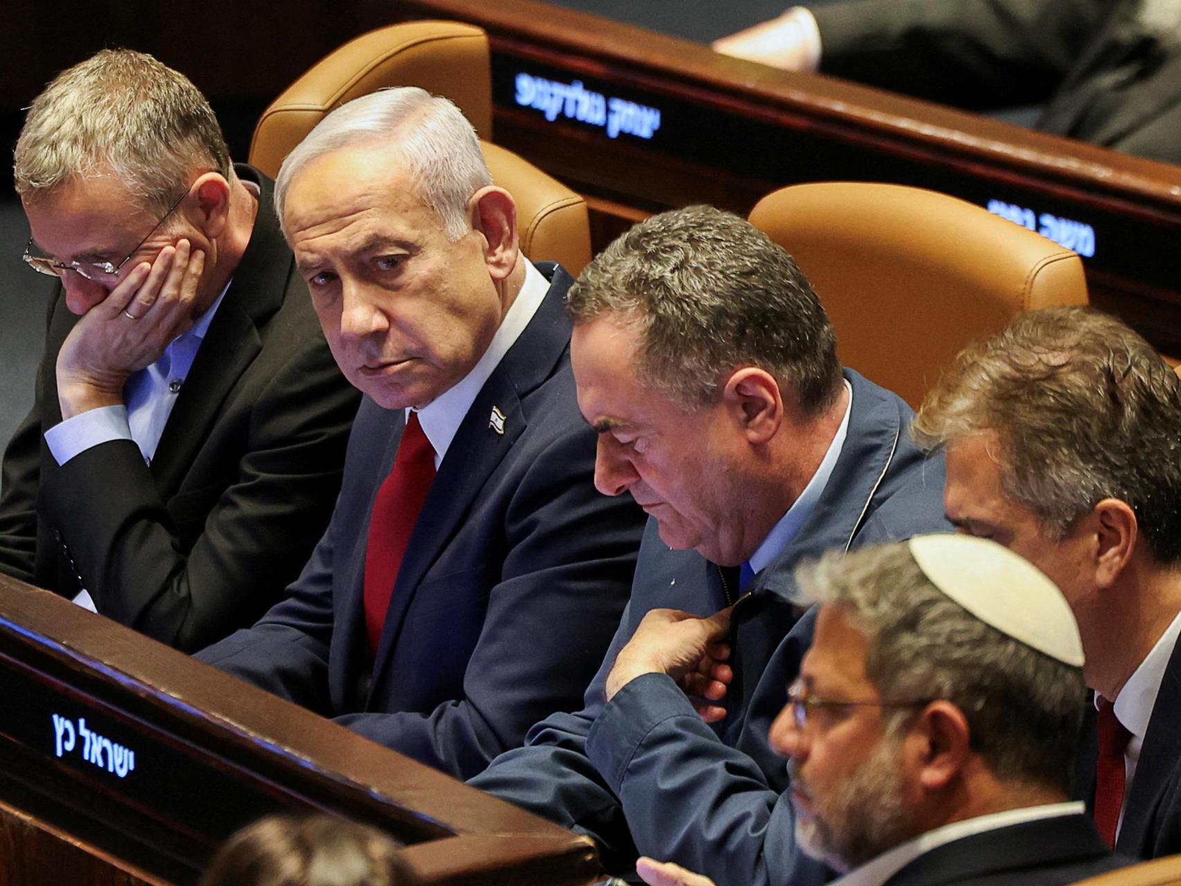 Netanyahu ignora las presiones de la cúpula militar israelí para detener la guerra y se lanza a la conquista «total» de Gaza