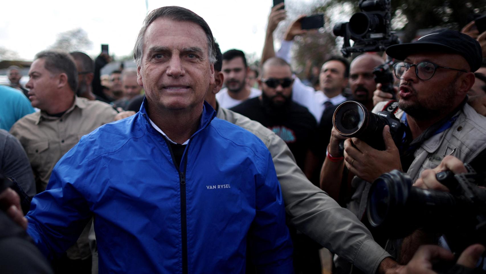La Corte Suprema de Brasil ordena el arresto domiciliario de Jair Bolsonaro en el marco del juicio por golpismo