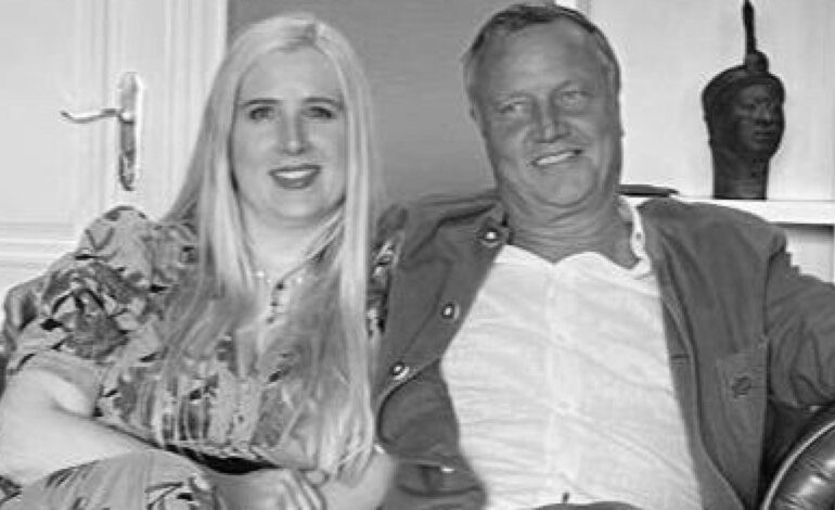 La princesa Josefa von Hohenzollern da a luz a su primer hijo, un mes después de la muerte de su marido