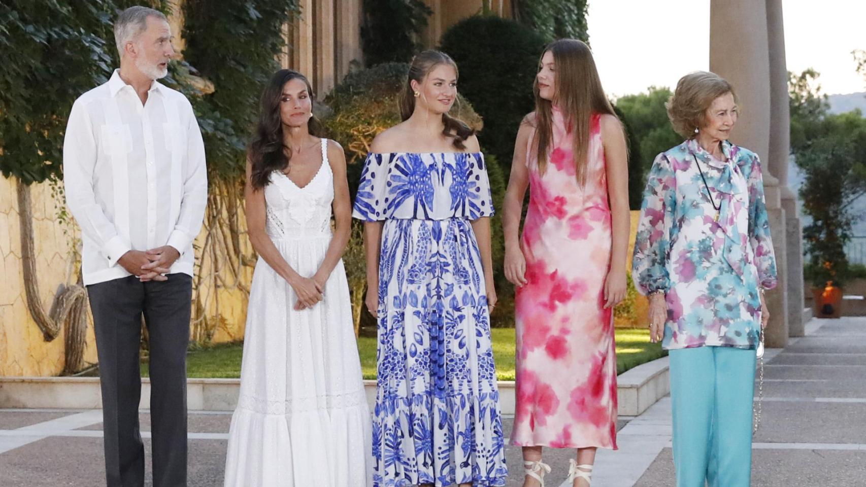 El plan náutico de Felipe VI con Leonor, un debut histórico y otras 3 claves que han marcado el verano de la Familia Real