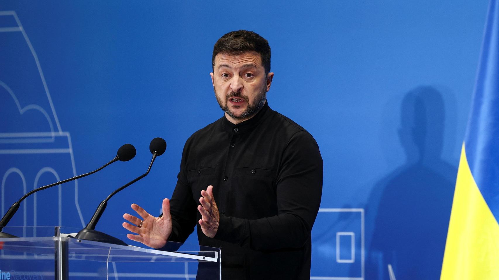 Zelenski cede a la presión de la calle y nombra al fin al supervisor de delitos fiscales que reclamaba la UE