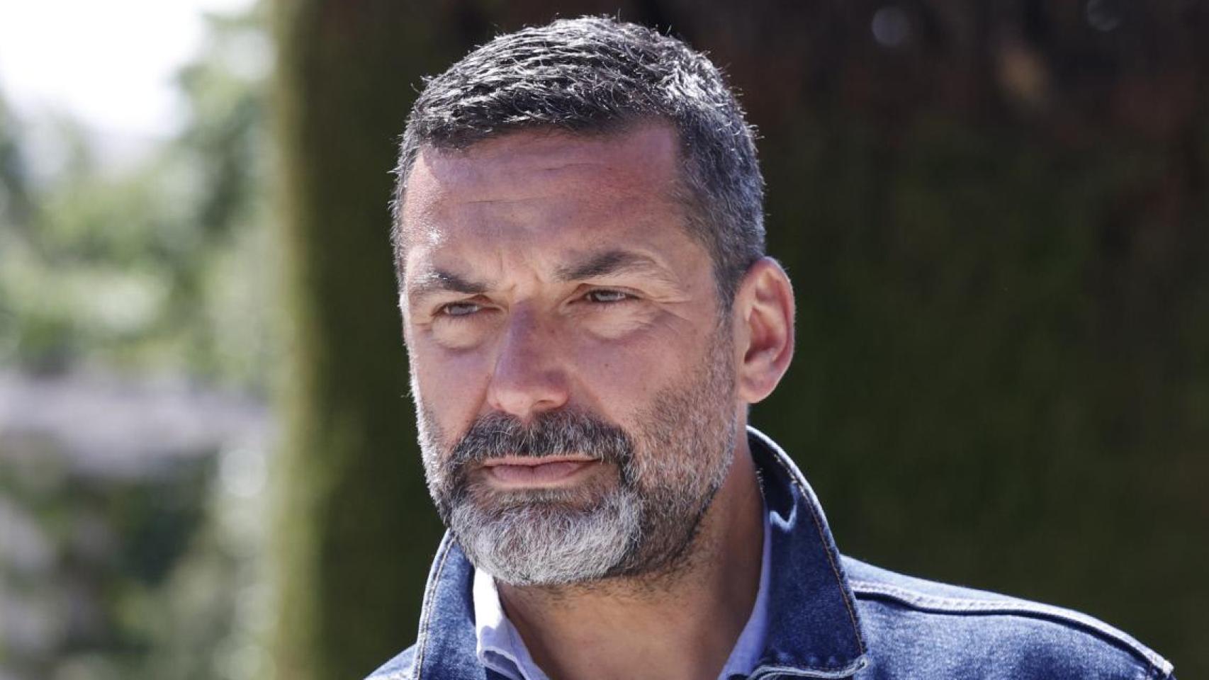 El proyecto de Jaime Anglada que queda en suspenso tras su grave accidente y la angustia de su mujer y de sus dos hijos