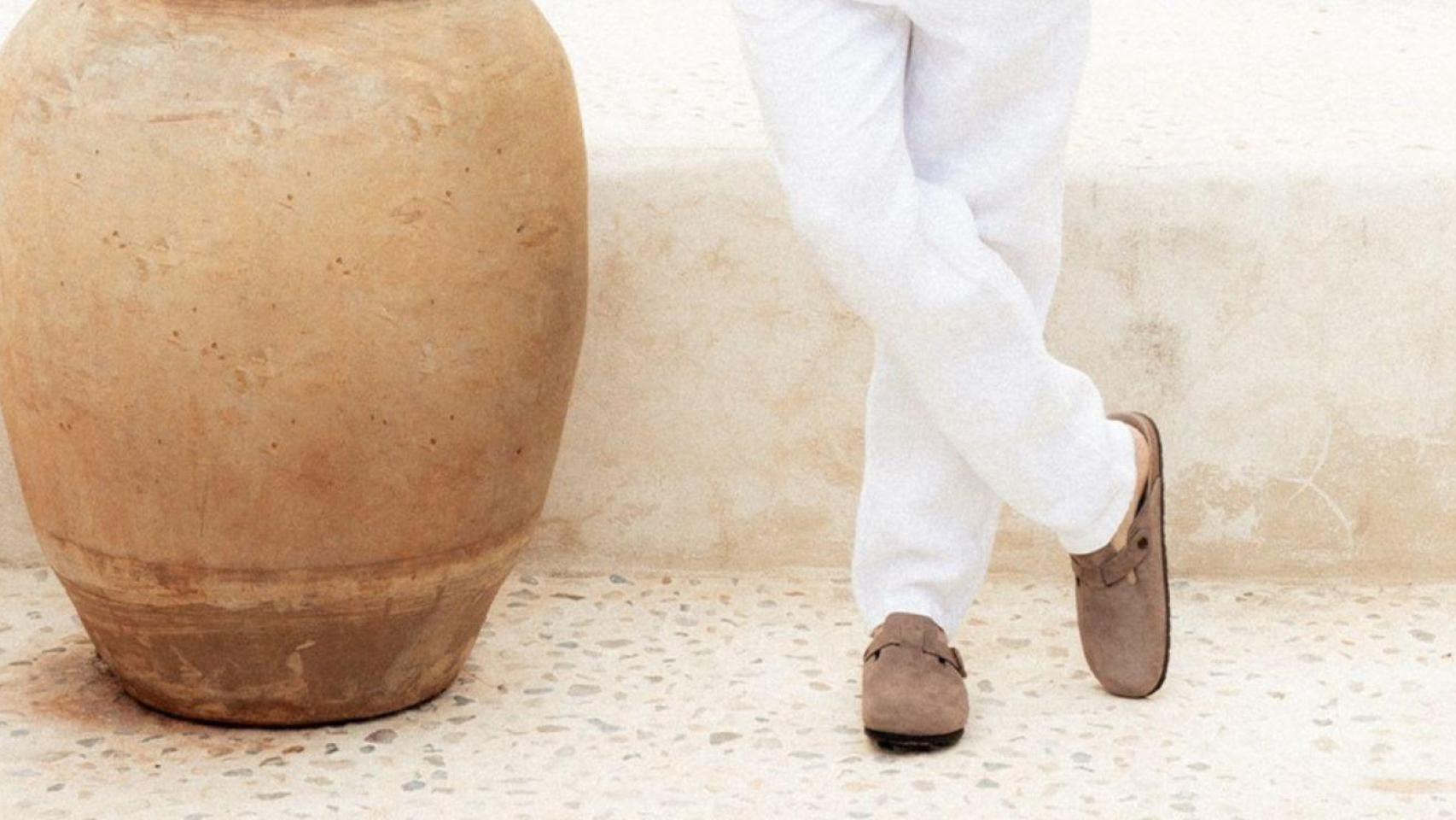 Este es el calzado estrella que revoluciona el armario masculino este verano