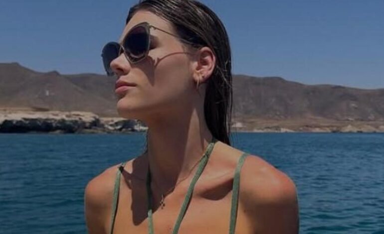 Imágenes del día: Ana Soria interrumpe sus vacaciones para ayudar a una amiga que está viviendo un momento delicado