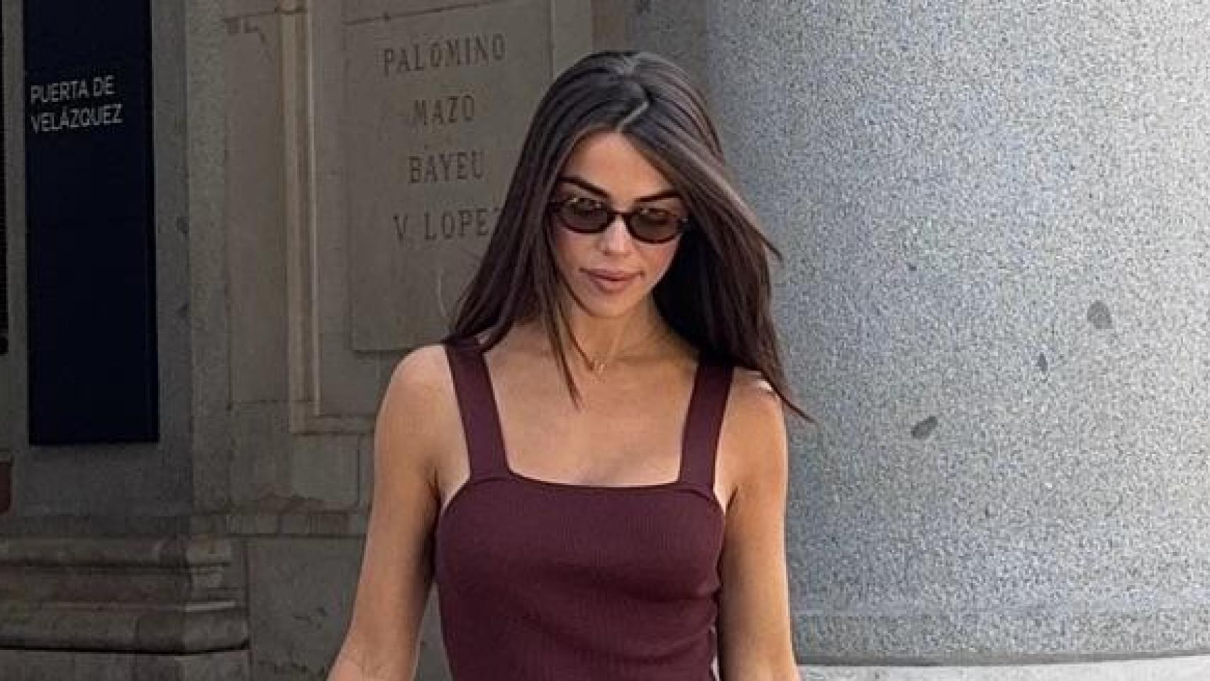 Violeta Mangriñán luce un ideal vestido de la colaboración de María Fernández-Rubíes con Sophie & Lucie: los detalles