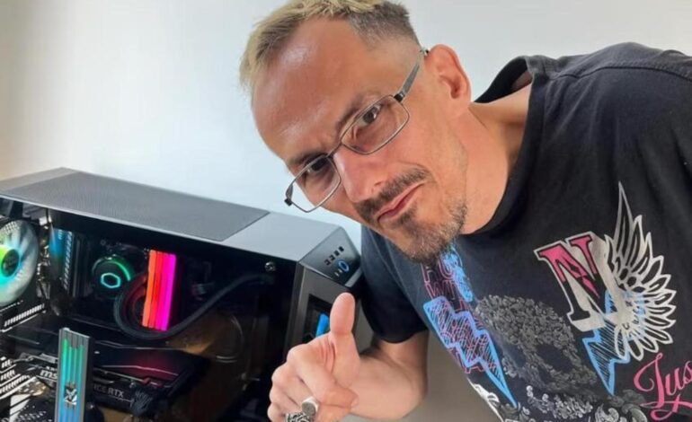 Francia investiga la muerte de un popular ‘streamer’ que fue humillado y agredido en directo durante meses