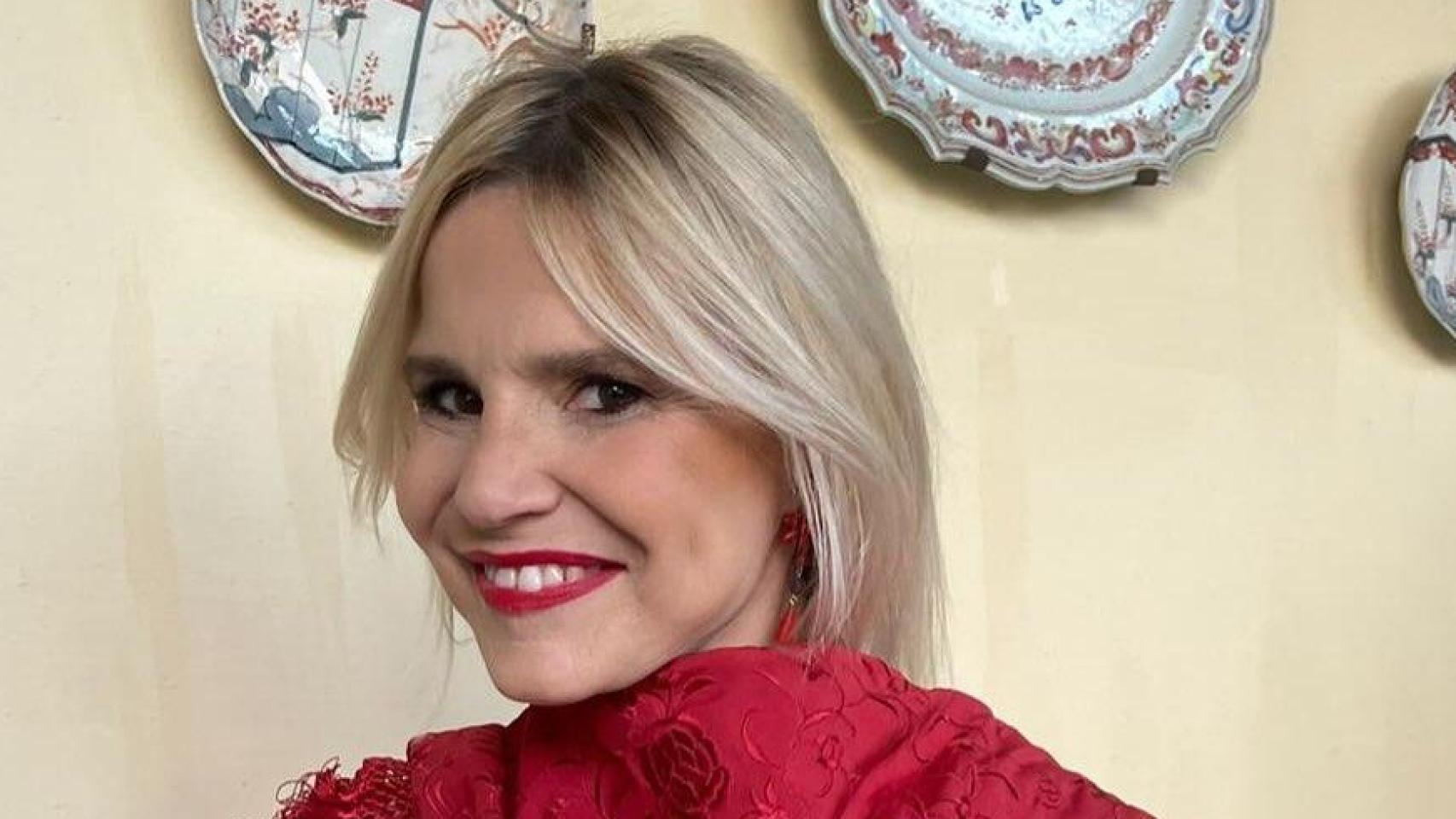 Eugenia Martínez de Irujo marca tendencia con su blusa de estilo ‘boho’ y étnica, hecha en seda y 100% artesanal