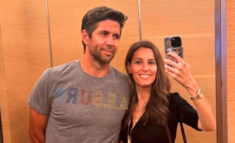 Imágenes del día: las vacaciones familiares de Ana Boyer y Fernando Verdasco en una villa de 18.500 euros a la semana en Maldivas