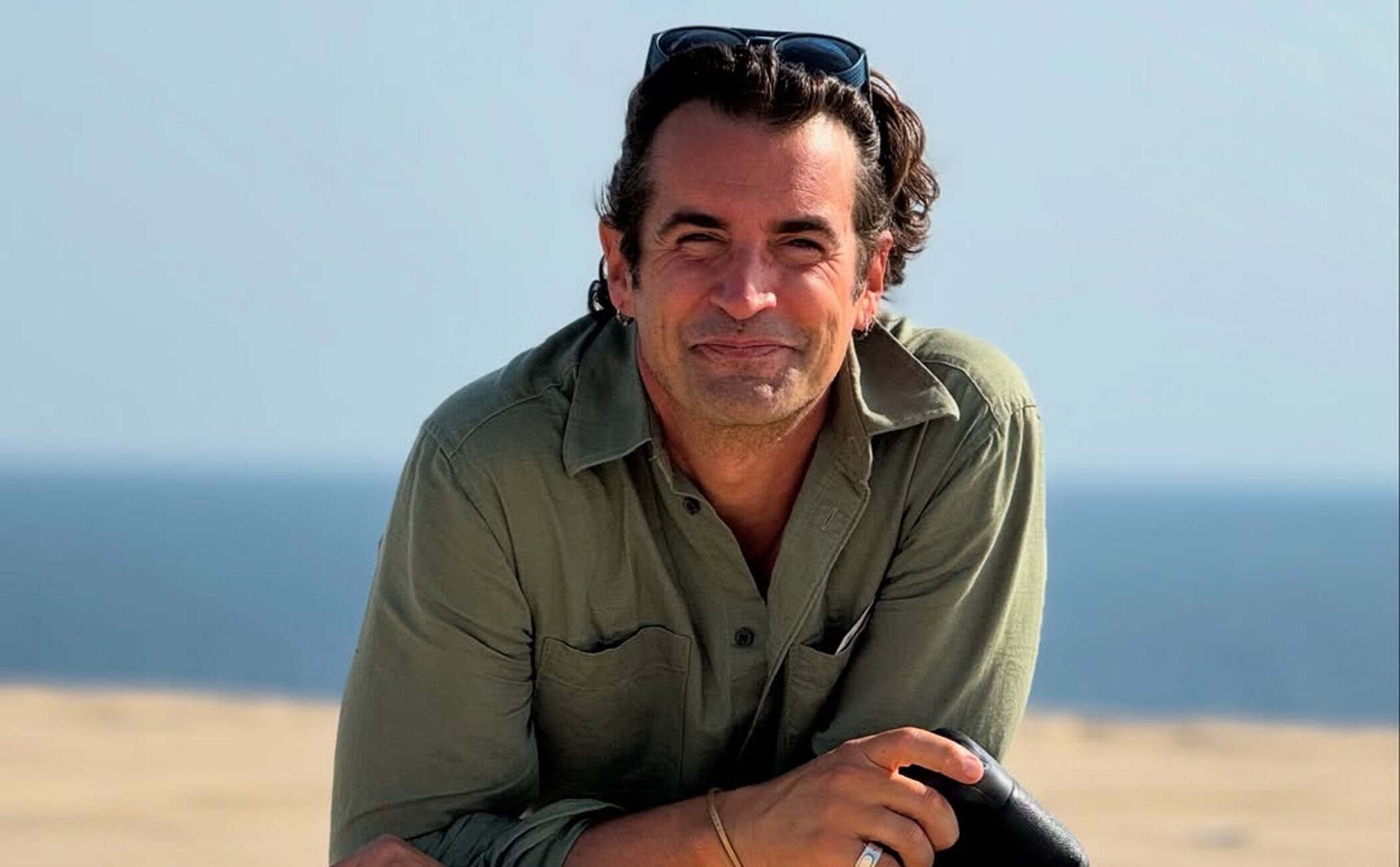 Álex Adrover actualiza su recuperación tras abandonar ‘Supervivientes’: «Sigo inmerso en un proceso difícil»