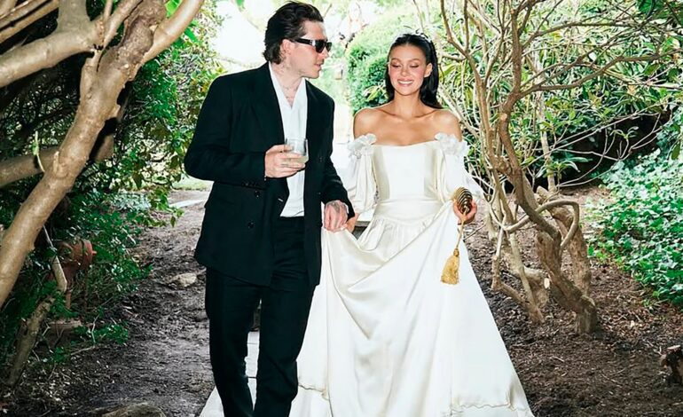 Brooklyn Beckham se vuelca con los Peltz y deja fuera a sus padres en su segunda boda