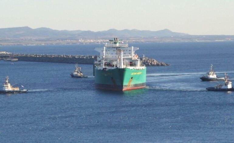 La viguesa Nosa Terra XXI vende la filial lusa de Remolcanosa a Boluda