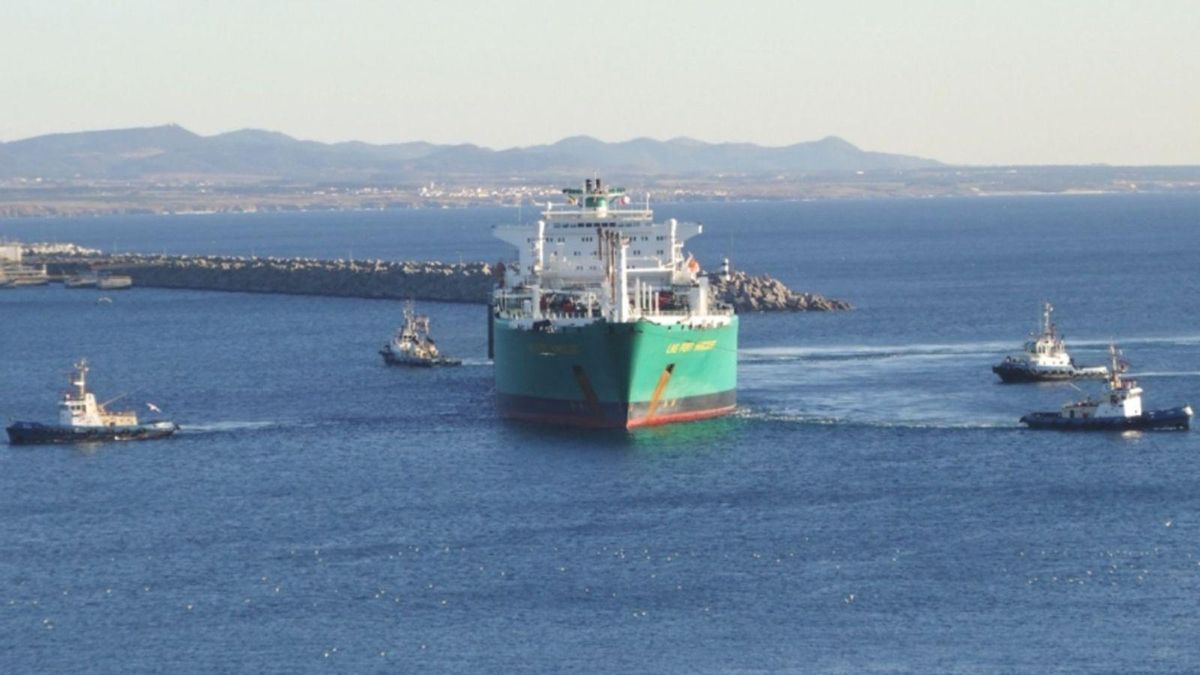 La viguesa Nosa Terra XXI vende la filial lusa de Remolcanosa a Boluda
