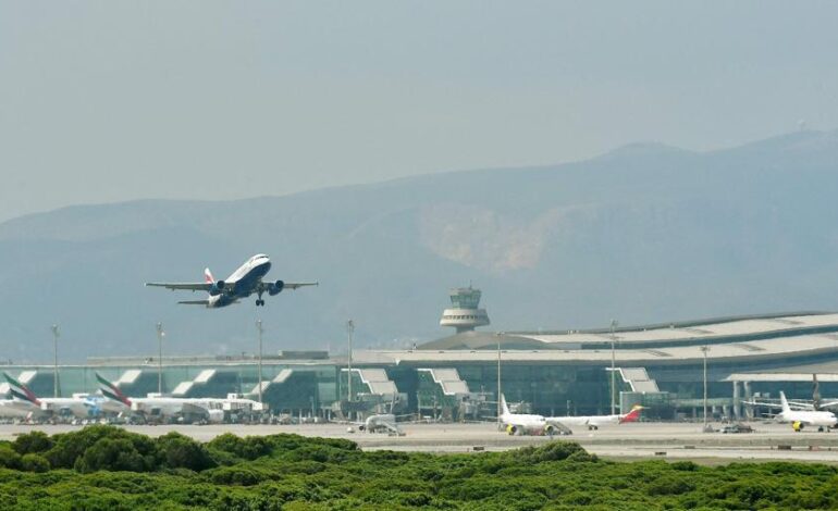 El temporal que afecta a Cataluña y Baleares provoca decenas de cancelaciones y retrasos en el tráfico aéreo