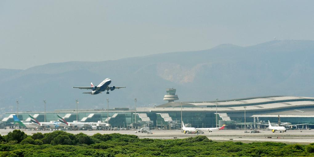 El temporal que afecta a Cataluña y Baleares provoca decenas de cancelaciones y retrasos en el tráfico aéreo