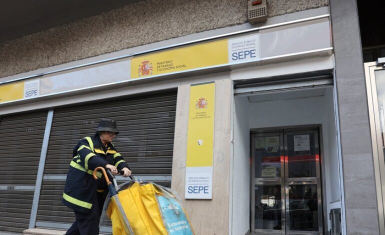 Adecco estima que se perderán más de 200.000 empleos con el fin de la campaña de verano