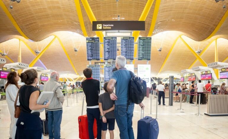 El sector turístico, en pie de guerra por la subida de tarifas aeroportuarias impuesta por Aena