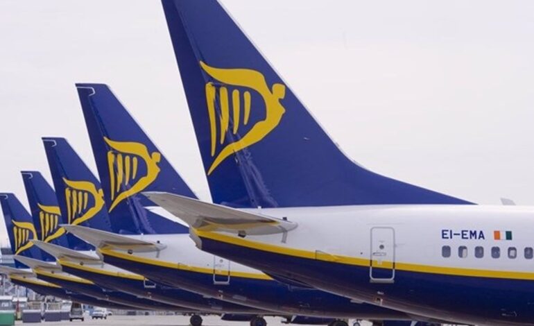 los sindicatos convocan 22 paros en el handling de Barajas