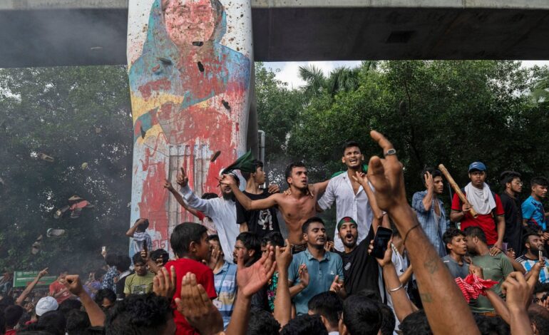 Un año después de la sangrienta revuelta, Bangladesh está lejos de la estabilidad política