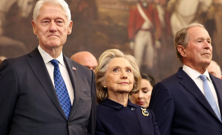 Bill y Hillary Clinton, llamados a comparecer en el Congreso por el caso Epstein