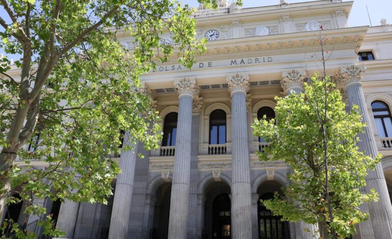 La OPA mantiene en vilo al Ibex 35
