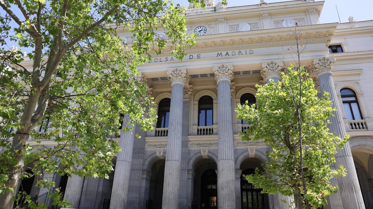 La OPA mantiene en vilo al Ibex 35