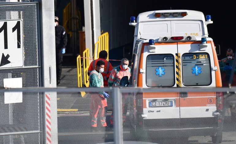 Una madre lanza el carrito de su hija de dos años contra un camión de mudanzas en Italia