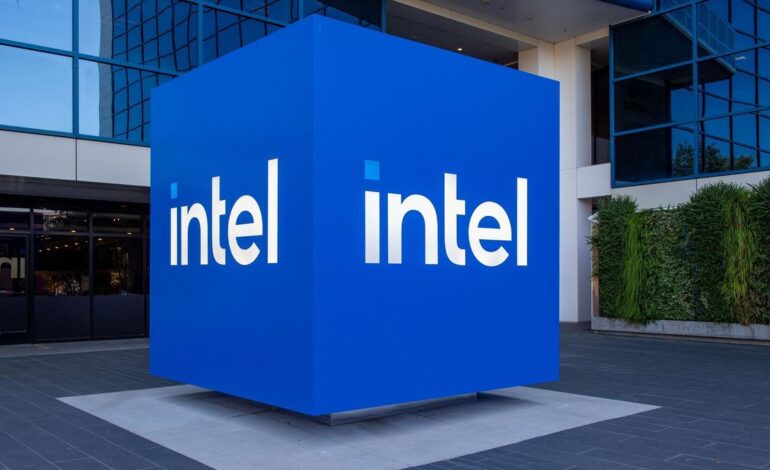 ESTADOS UNIDOS | Trump asegura que el gigante de los microchips Intel cederá un 10% de su negocio a Estados Unidos