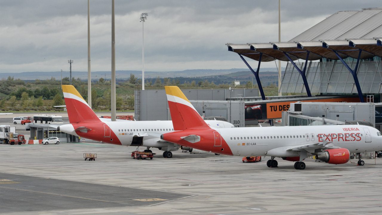 Iberia cierra el verano con récord de vuelos operados