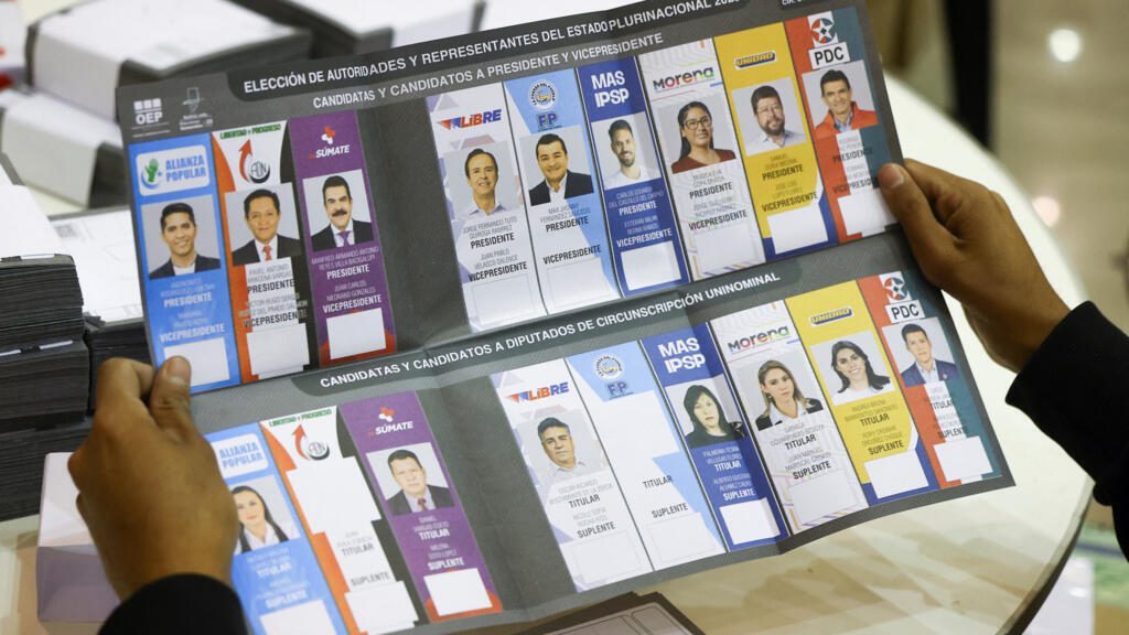 Bolivia entra en la recta final de sus presidenciales con dos candidatos de derecha a la cabeza