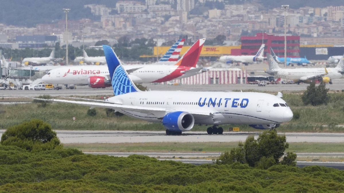 Barcelona cambia de rumbo: bajan los vuelos a este destino