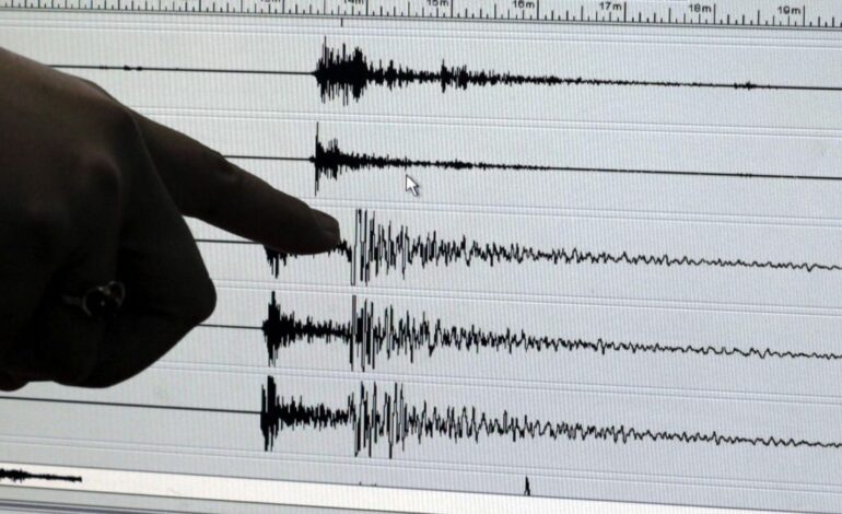 Un terremoto de magnitud 7,5 se registra en las aguas entre la Antártida y Chile