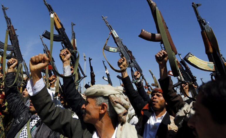 Israel destruye el palacio presidencial de los hutíes en Yemen