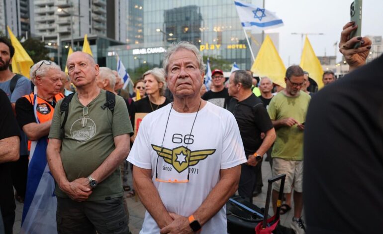 Pilotos reservistas y veteranos exigen a Netanyahu el fin de la guerra en Gaza