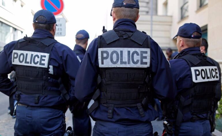 La Policía francesa detiene a un presunto asesino en serie de homosexuales tras aparecer cuatro cadáveres en el Sena