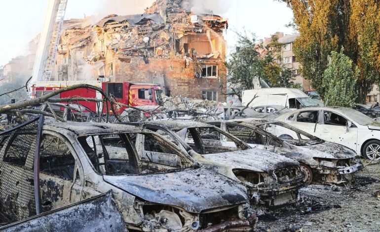 GUERRA RUSIA-UCRANIA | Al menos tres muertos y una veintena de heridos en una oleada de ataques de Rusia sobre Kiev