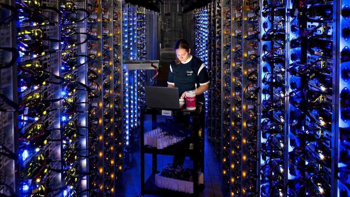 CENTROS DE DATOS | El Gobierno pone bajo vigilancia el consumo de luz y de agua de los centros de datos digitales