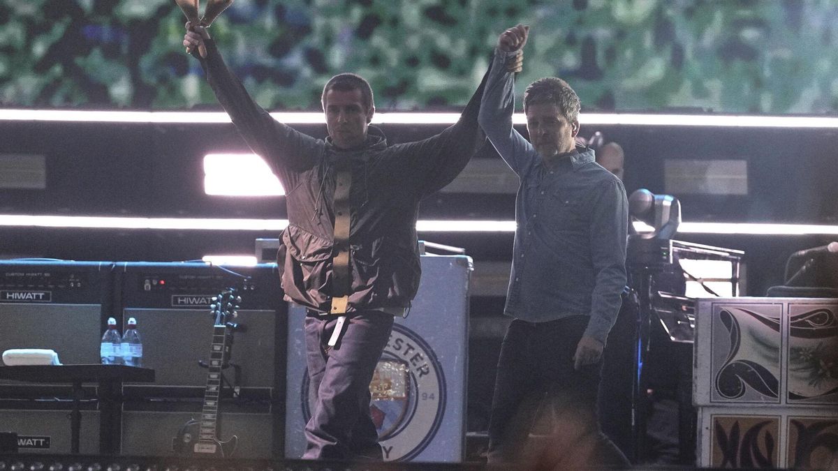 Muere un hombre al caer de una grada durante un concierto de Oasis en Londres