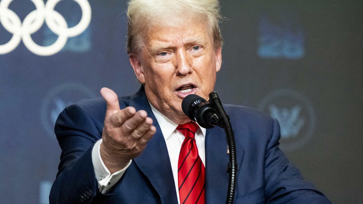 Trump propone eliminar el voto por correo y las máquinas de votación electoral