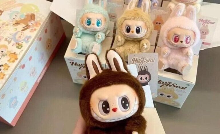 Labubu se dispara un 12% en la bolsa de Hong Kong tras quintuplicar su beneficio en el primer semestre del año