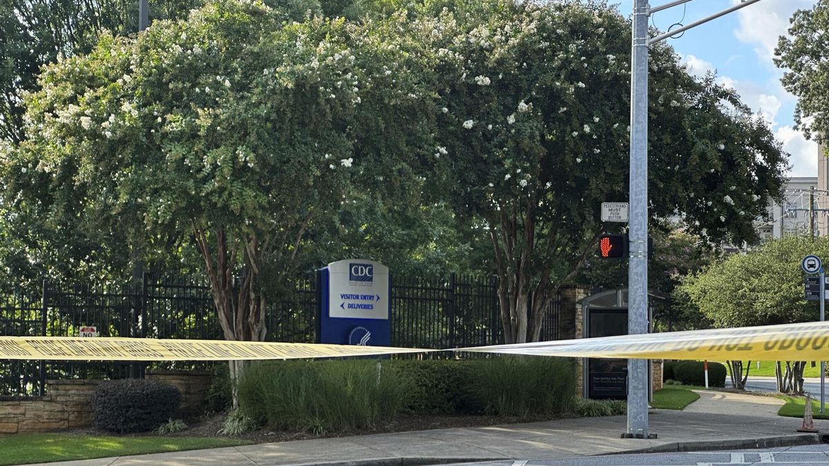 Al menos un policía herido tras un tiroteo en una universidad de Atlanta