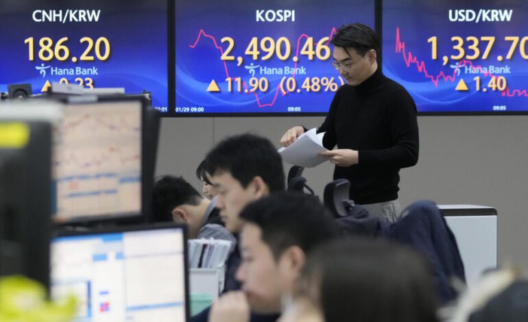 Fin de una era en China: Evergrande sale de la Bolsa de Hong Kong tras la mayor quiebra inmobiliaria