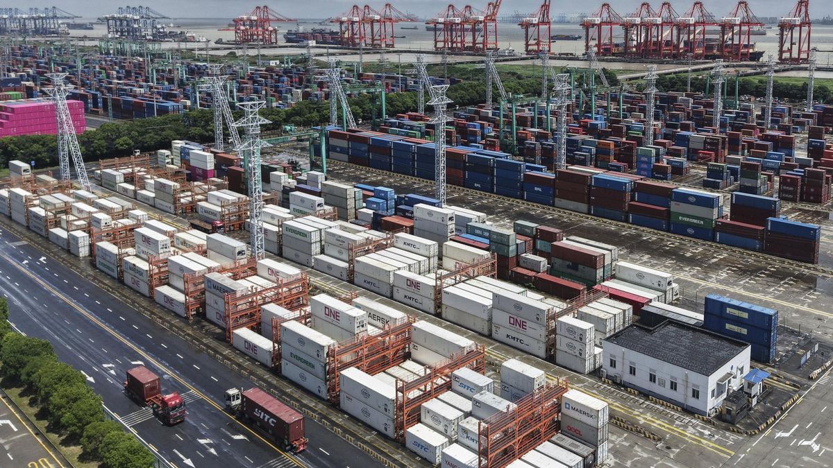 GUERRA COMERCIAL | El aumento de las exportaciones insufla vigor a China antes de que venza la tregua arancelaria con EEUU