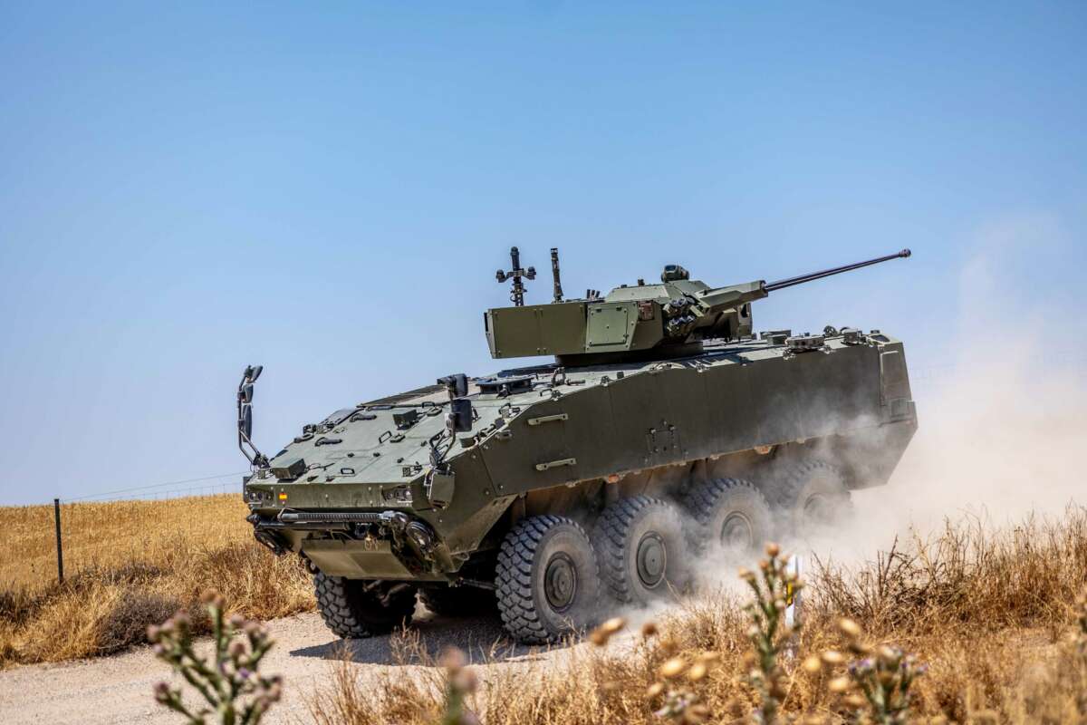Indra invierte 13 millones en formación junto a General Dynamics para completar el pedido del Gobierno